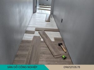 giá thi công sàn gỗ vinasan