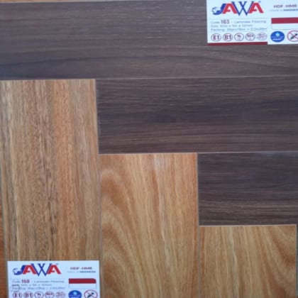 2 mẫu sàn gỗ Java xương cá